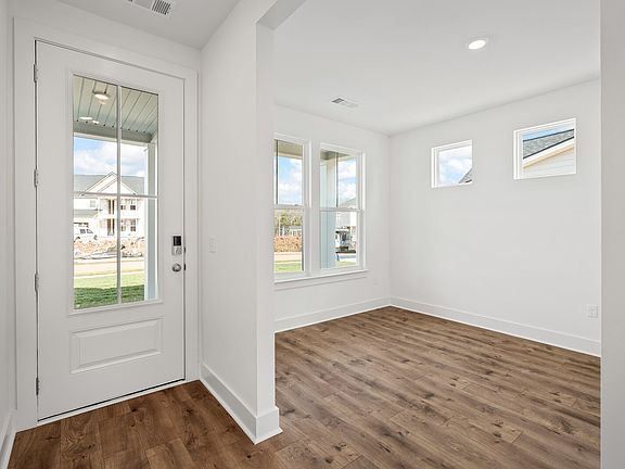 7th image of this home