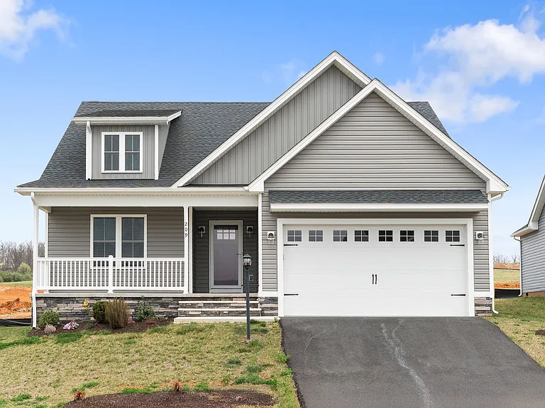 209 Spring Run Ln — Photo 1