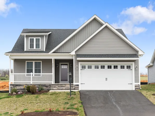 209 Spring Run Ln, Waynesboro, VA 22980