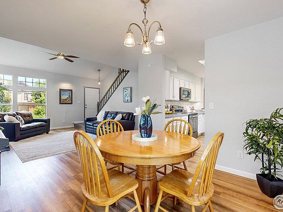 4th image of 819 Grouse Cir