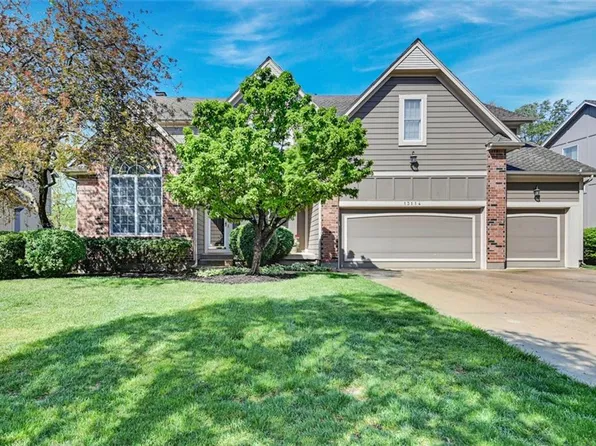 13114 Goddard Ln, Overland Park, KS 66213