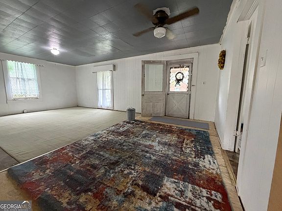 4th image of 209 Old Perry Rd