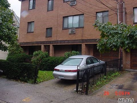 2nd image of 6808 43rd Ave