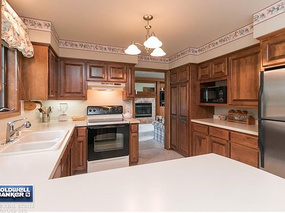 maple cabinets
