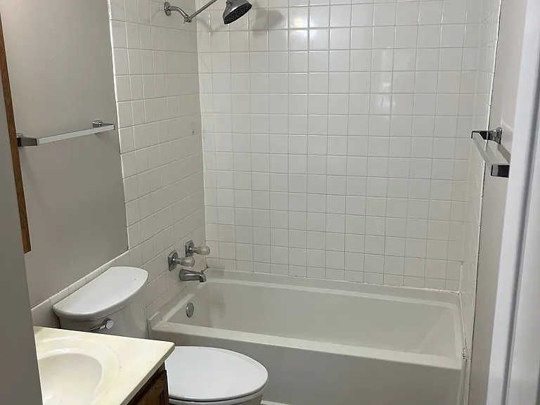 513 Elm Ave — Photo 8