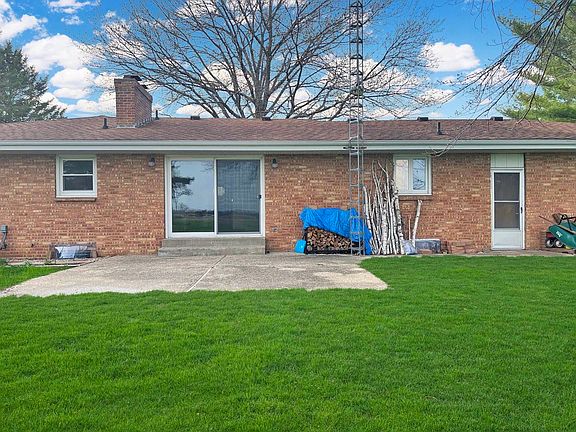 5th image of 24209 Hillcrest Dr