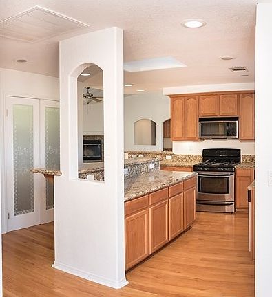 5th image of 3153 E Avenue H2