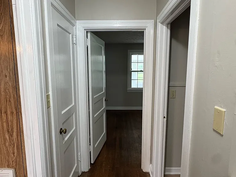 906 Chickasaw Trl — Photo 6