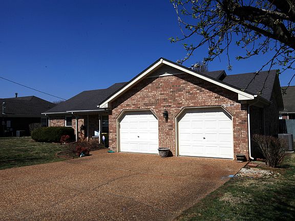 5th image of 105 Stella Ct