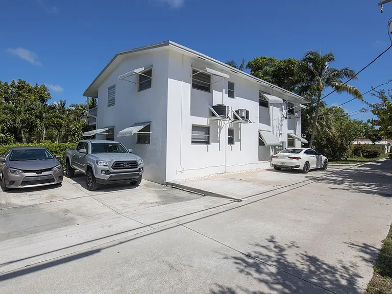 212 N K St Lake Worth, FL 33460 — Photo 10