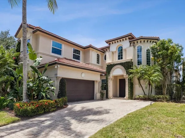 8029 Valhalla Drive, Delray Beach, FL 33446