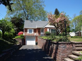 437 Tappan Rd, Northvale, NJ 07647