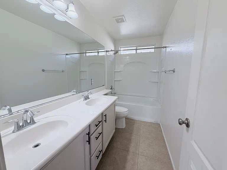 7164 S 48th Gln — Photo 19