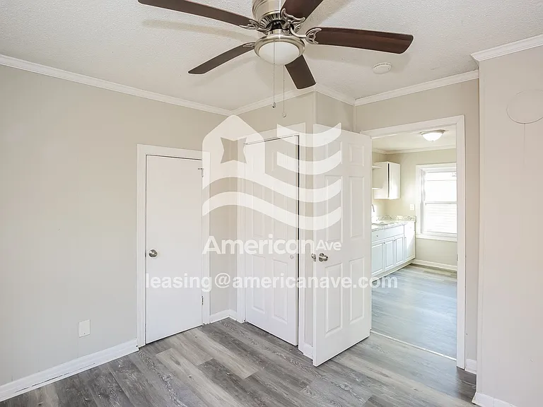 30587_008_main_bedroom_13663428.jpg