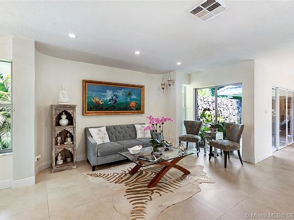 3rd image of 1561 Murcia Ave