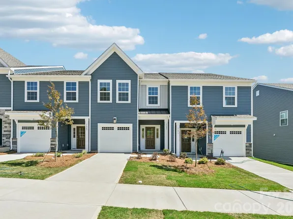 7647 Ethora Way, Charlotte, NC 28216