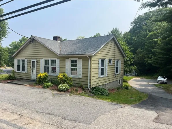 322 Boston Post Road, Waterford, CT 06385