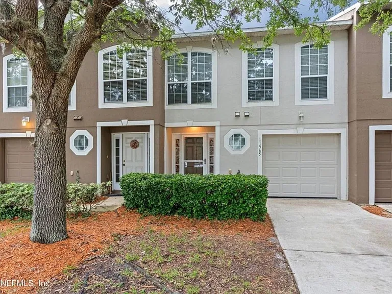 11565 Hickory Oak Dr — Photo 1