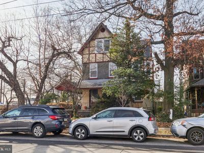 1018 S 49th St, Philadelphia, PA, 19143