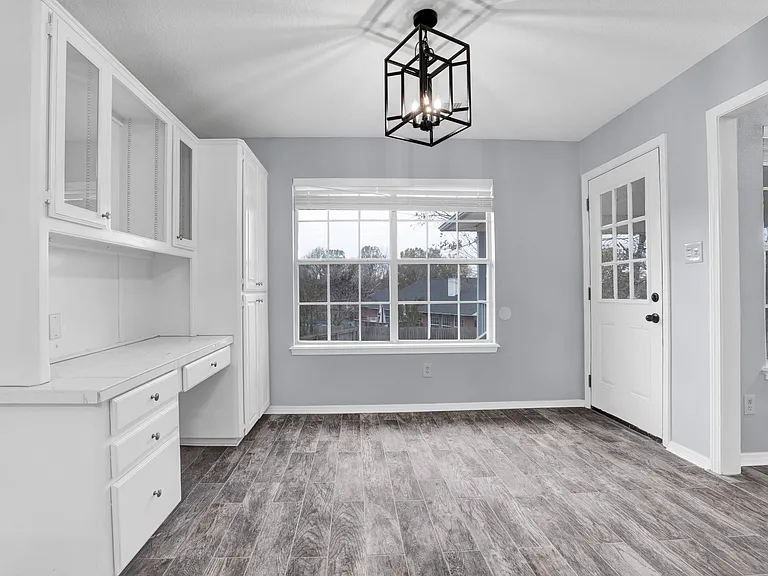 3401 Kinross Dr — Photo 17