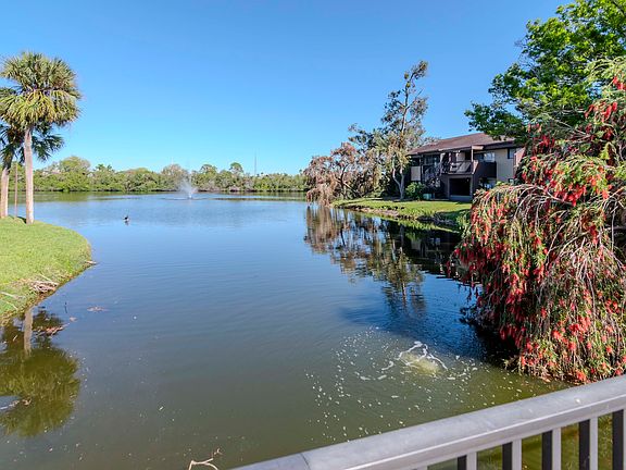 5th image of 781 Village Lake Ter N