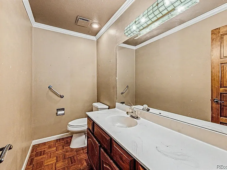 4755 S Helena Way — Photo 17