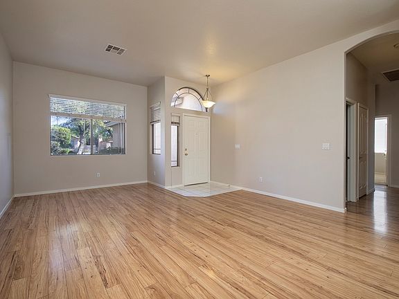 5th image of 10513 American Falls Ln #10