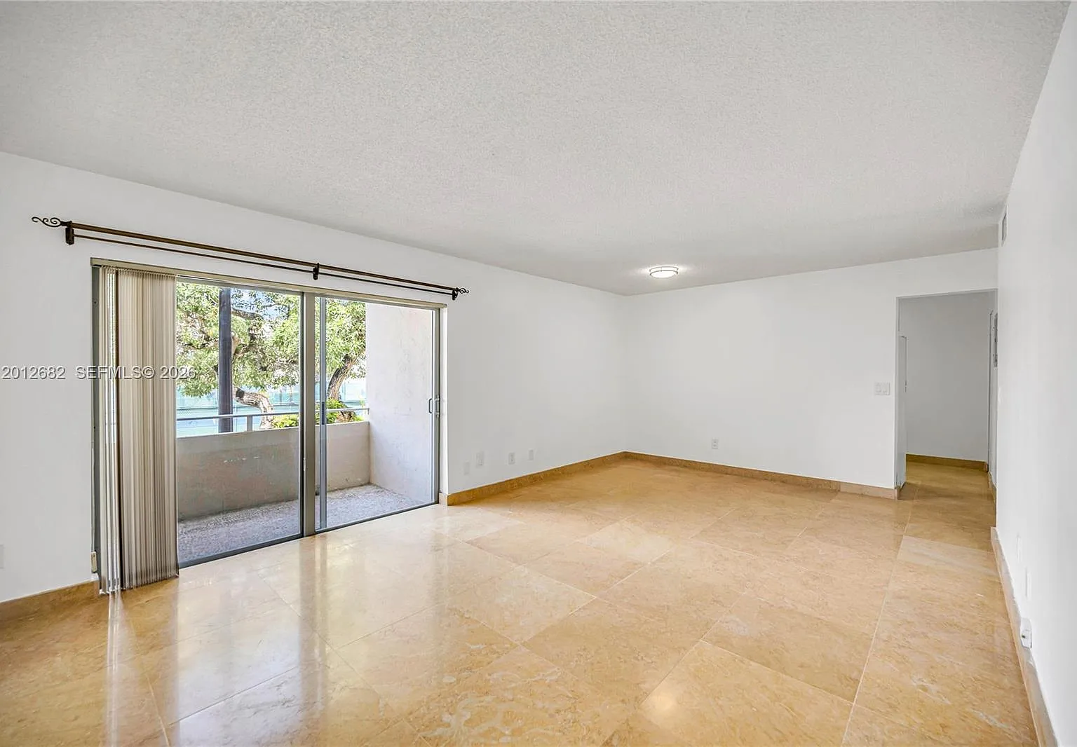 Kings Creek So Condo — Photo 4