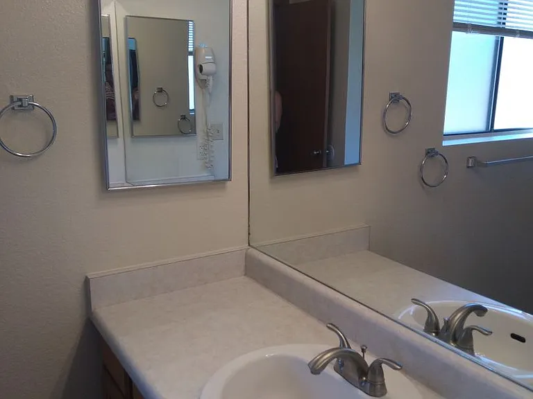 937 W Madera Ln — Photo 30