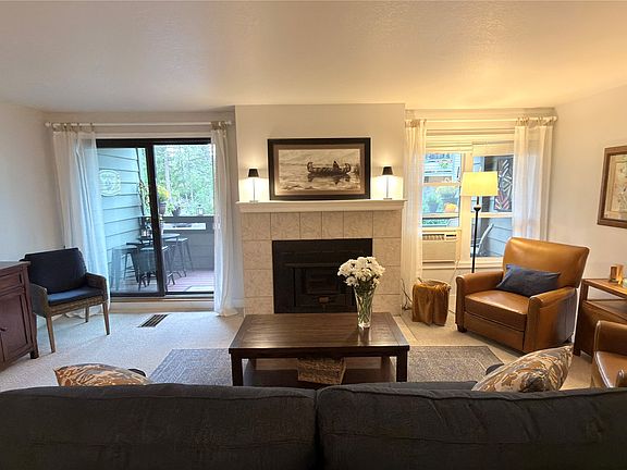 5th image of 270 Bridge St #2