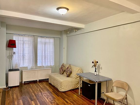 3rd image of 45 Tudor City Pl Front 3