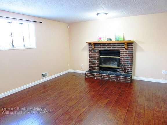 3rd image of 4704 10th Ave NW