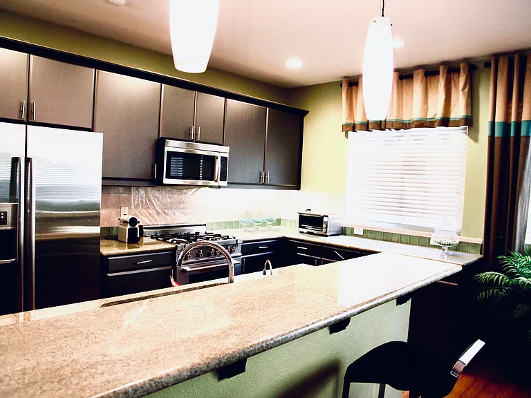 1007 Plover Ln — Photo 10