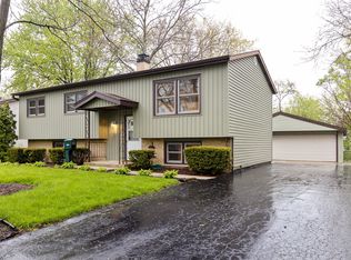 2654 Jonquil Ln, Woodridge, IL