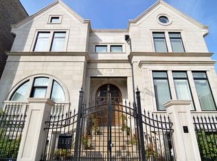 1328 W Erie St, Chicago, IL 60642
