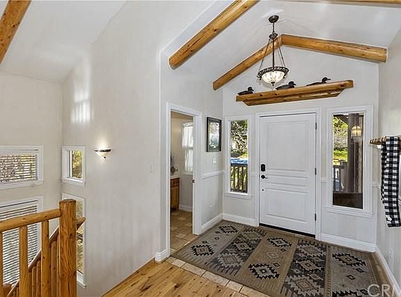 4th image of 27263 Bernina Dr