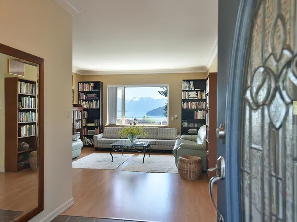 592 N Fletcher Rd #590, Gibsons, BC V0N 1V9