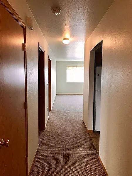 7000 Uncle Robert Ln, Apt 7 - 4889 Alex Ln, Apt 2 — Photo 3