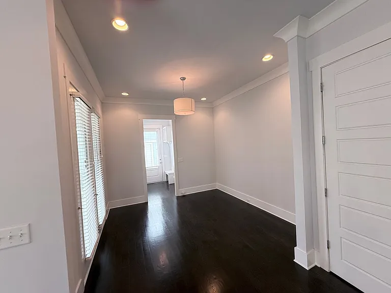 1413 14th Ave S — Photo 10