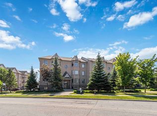 2090 Valin St #4, Ottawa, ON K4A 0C1