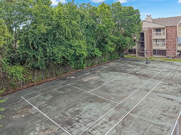 4th image of 2901 Gulf Fwy Unit 256D