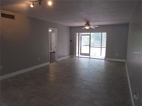 2nd image of 111 Palmetto Ct