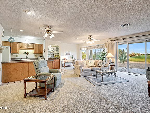 3rd image of 10709 W WILLOWBROOK Drive