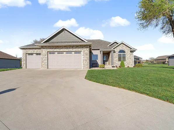 2601 Aberdeen Ln, Salina, KS 67401