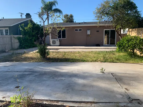 3413 Helix St, Spring Valley, CA 91977