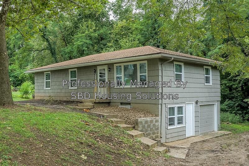1st image of 814 S Leslie Ave
