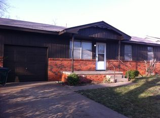 809 Arthur Dr, Midwest City, OK 73110