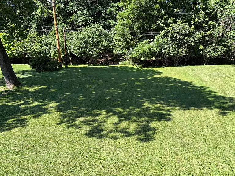 695 Bellerive Estates Dr — Photo 32