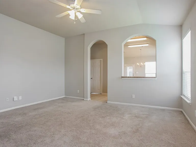 15702 Flagstone Walk Way — Photo 4