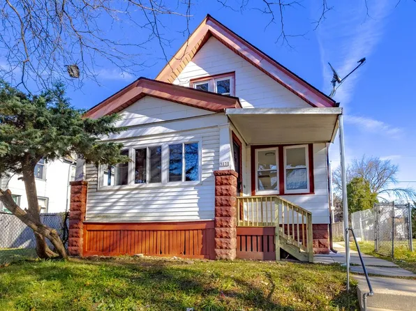 3230 North 12th STREET, Milwaukee, WI 53206